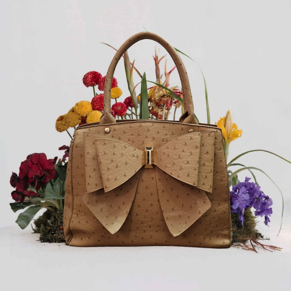Crossi Tan Bow Handbag